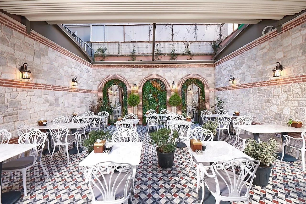 Saratoga Hotel Sultanahmet Istanbul