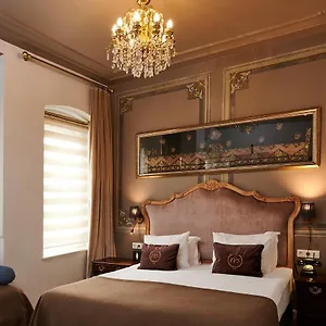 Otel Faik Pasha Special Category Beyoglu, İstanbul